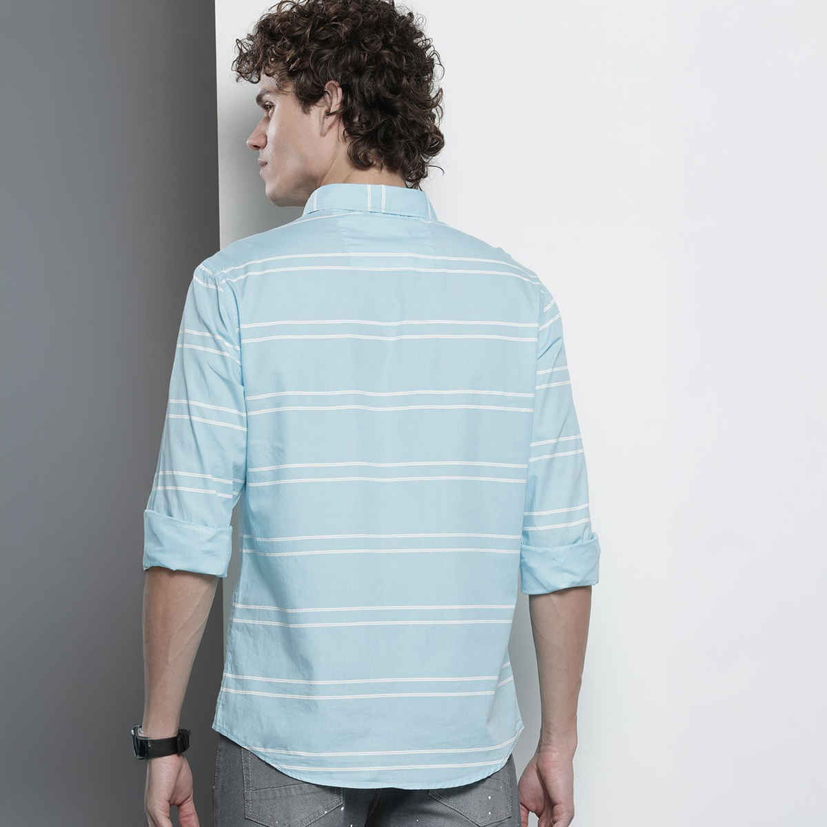 The Indian Garage Co Men's Slim Fit Striped Casual Shirt | Blue - S