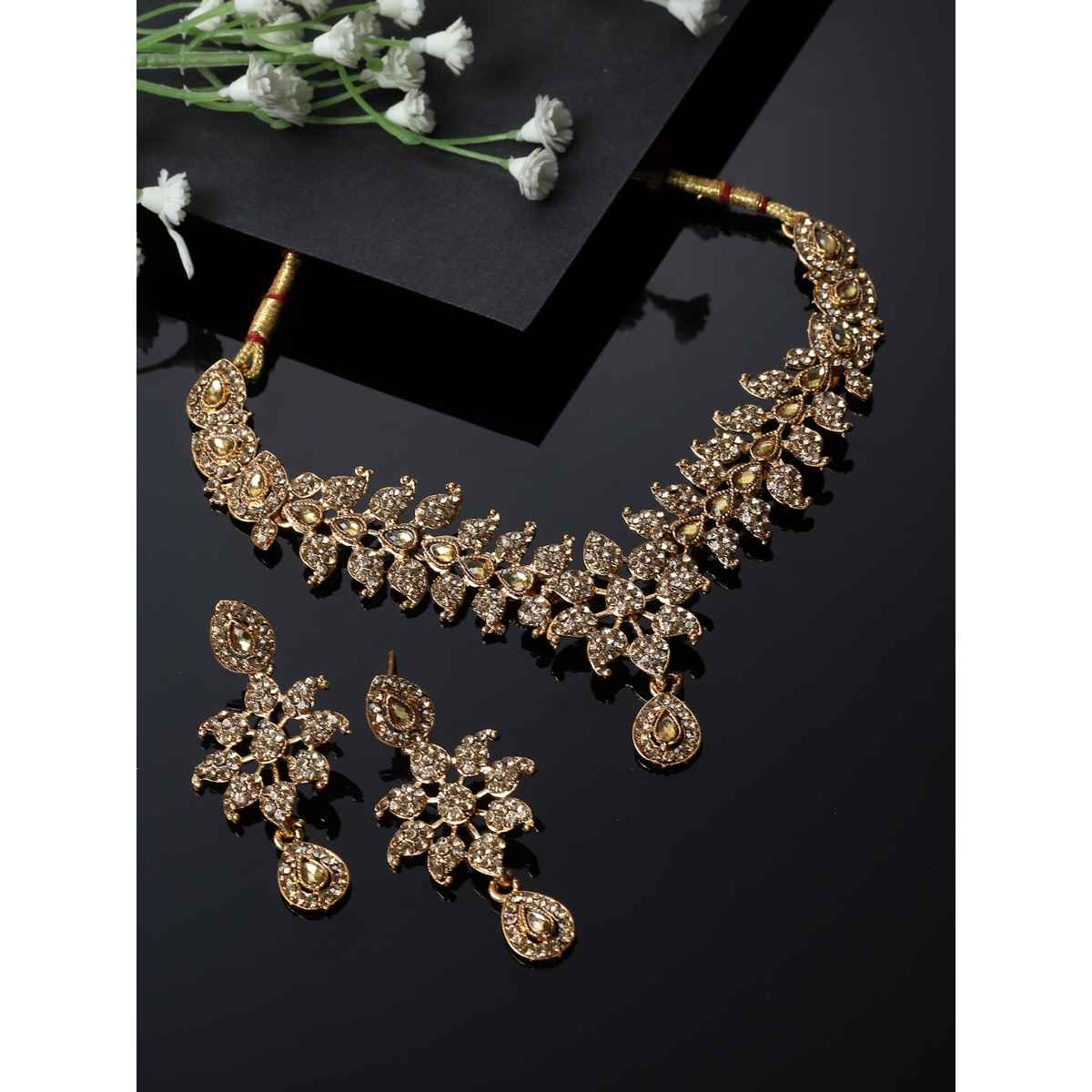 Sukkhi Smashing Gold Plated Ad Stone Collar Bone Necklace Set & Earring Set for Women
