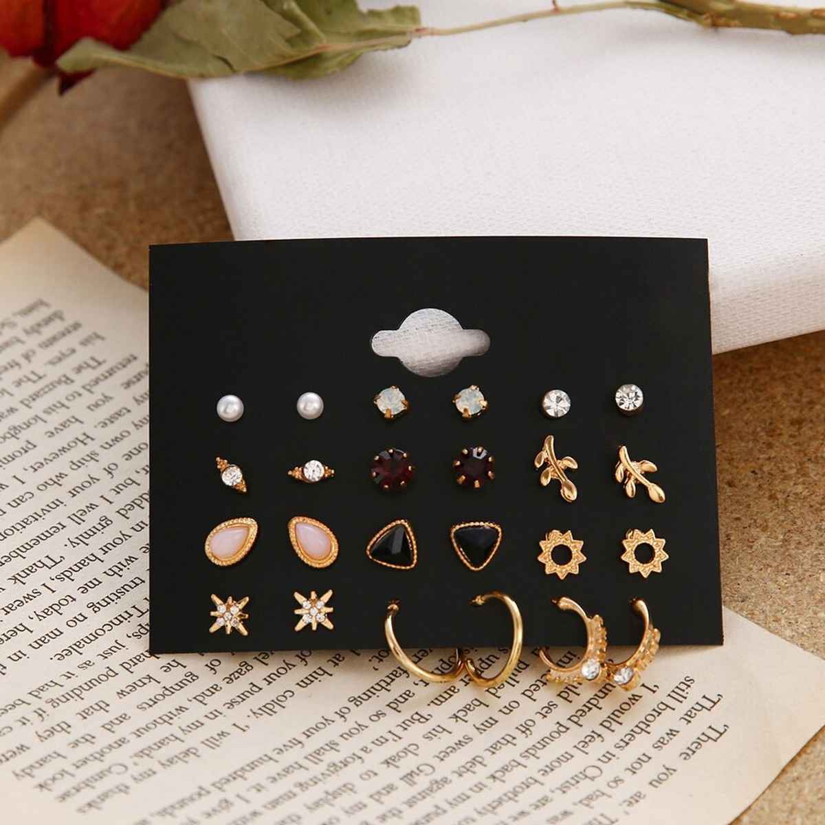 Fashion Frill Women's Stackable Earings Gold Regular