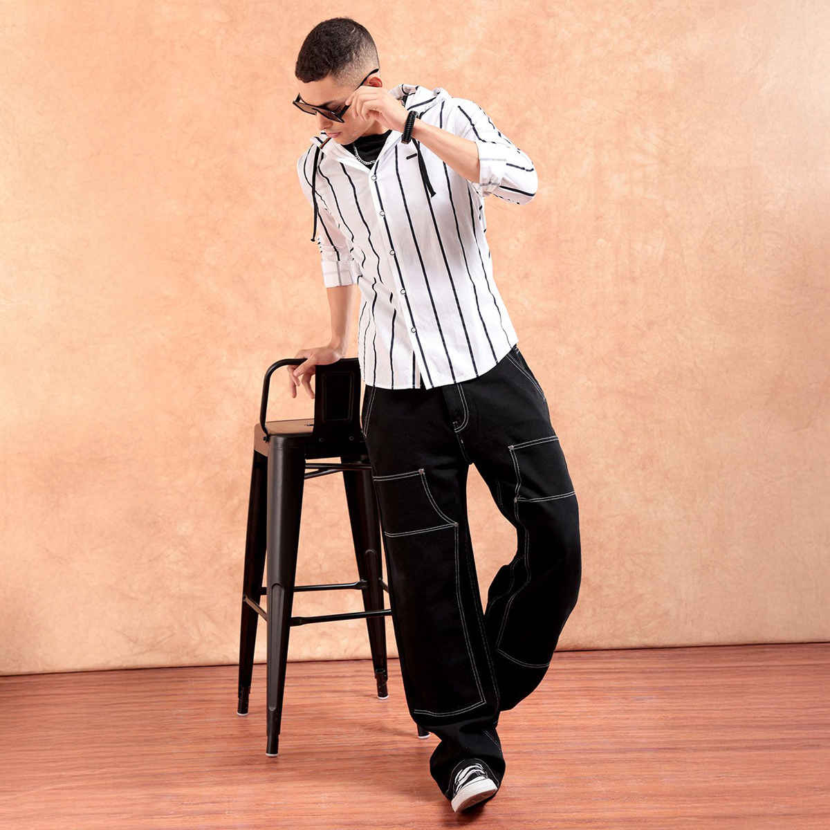 The Indian Garage Co Men's Slim Fit Vertical Striped Casual Shirt | White - XL