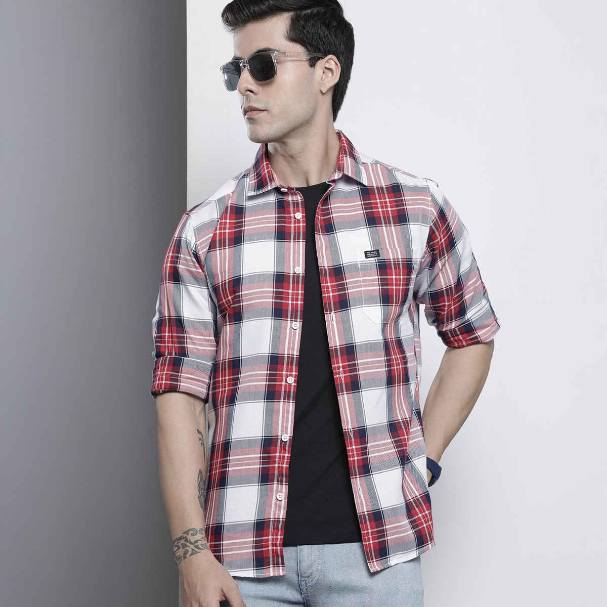 The Indian Garage Co Men's Regular Fit Checkered Casual Shirt | Red - L