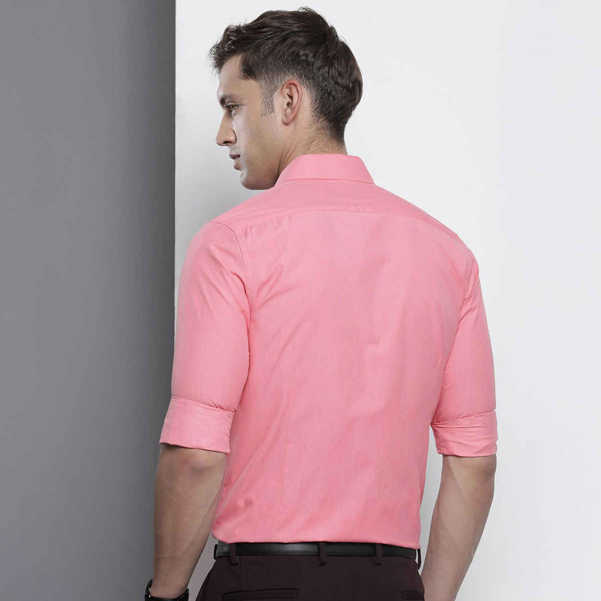 The Indian Garage Co Men's Slim Fit Solid Formal Shirt | Pink - L