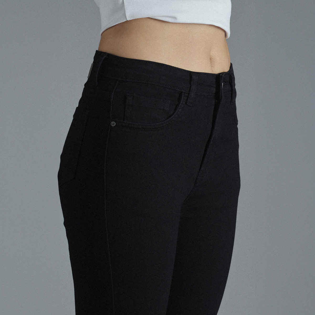 High Star Women's Skinny Fit High-Rise Clean Look Stretchable Jeans | Black - 28