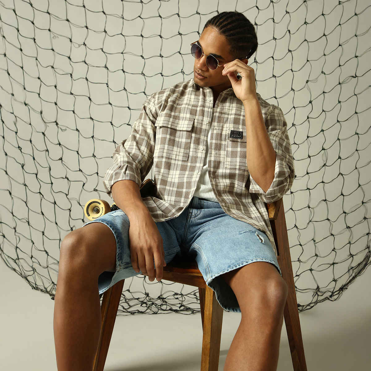 Hubberholme Men's Spread Collar Tartan Checks Double Pockets Oversized Casual Shirt | Beige - 40