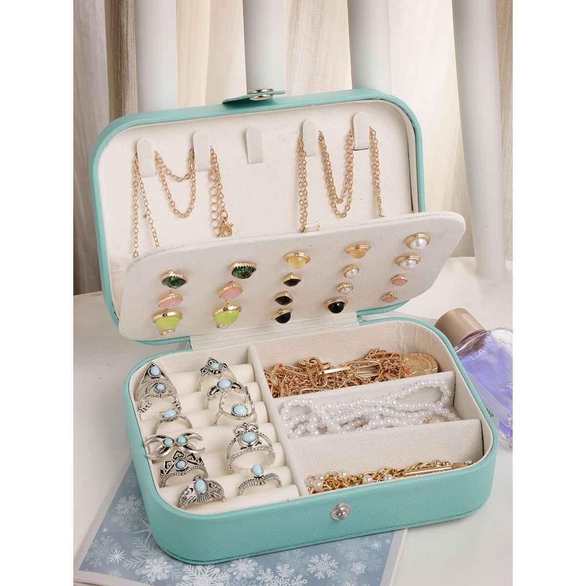 Scintillare By Sukkhi Poratble Mini Pu Leather Small Jewelry Box Jewelry Case Organizer