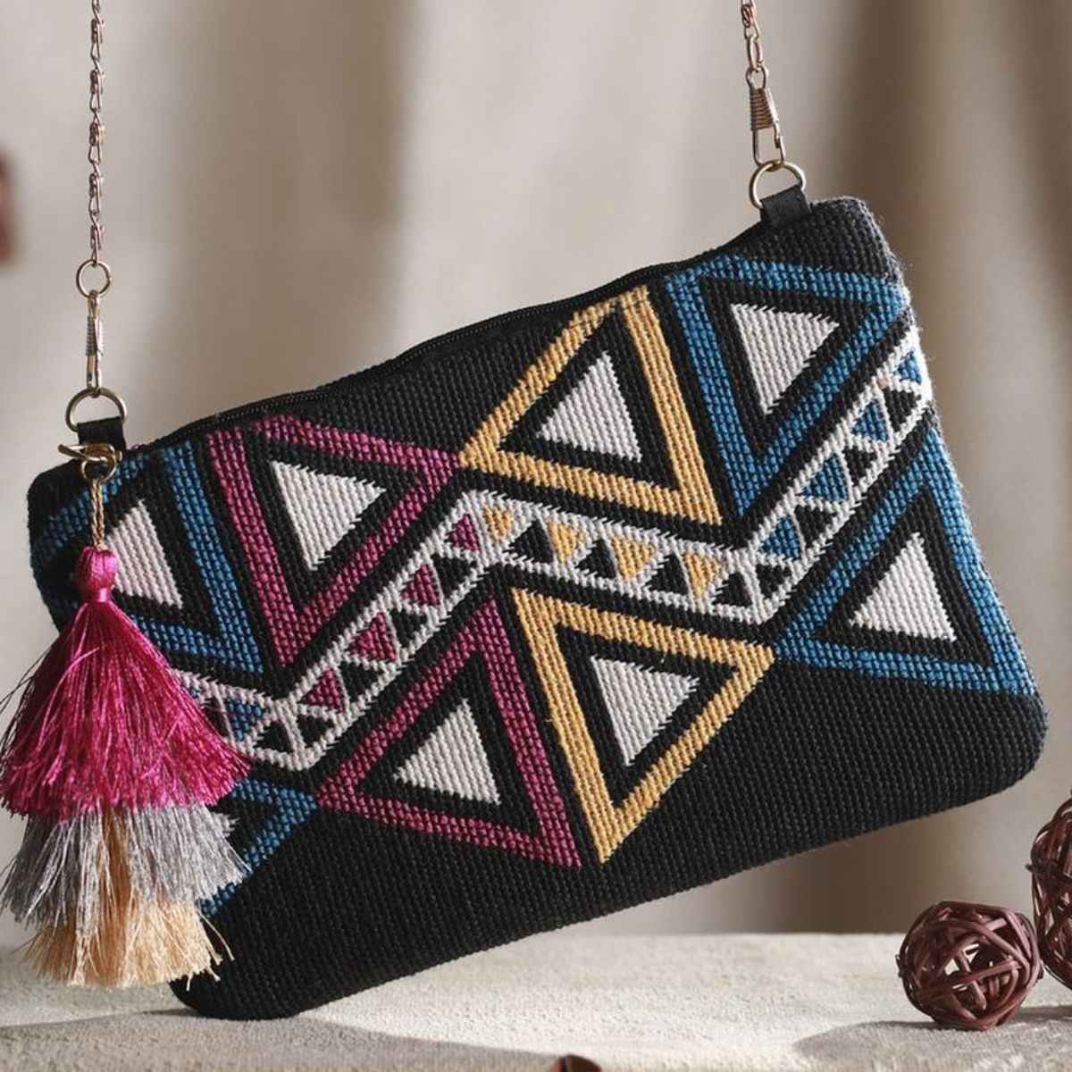 Priyaasi Women's Fabric 1 L Zipper Pouch | Black - One Size