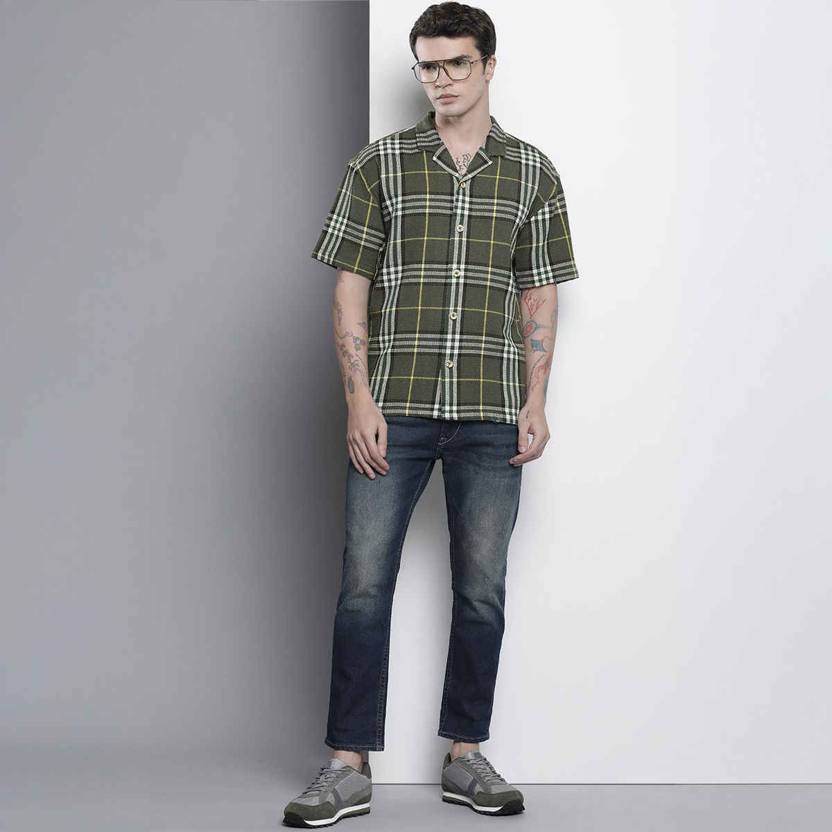 The Indian Garage Co Men's Relaxed Fit Checkered Resort Wear Half Sleeve Shirt | Green - M
