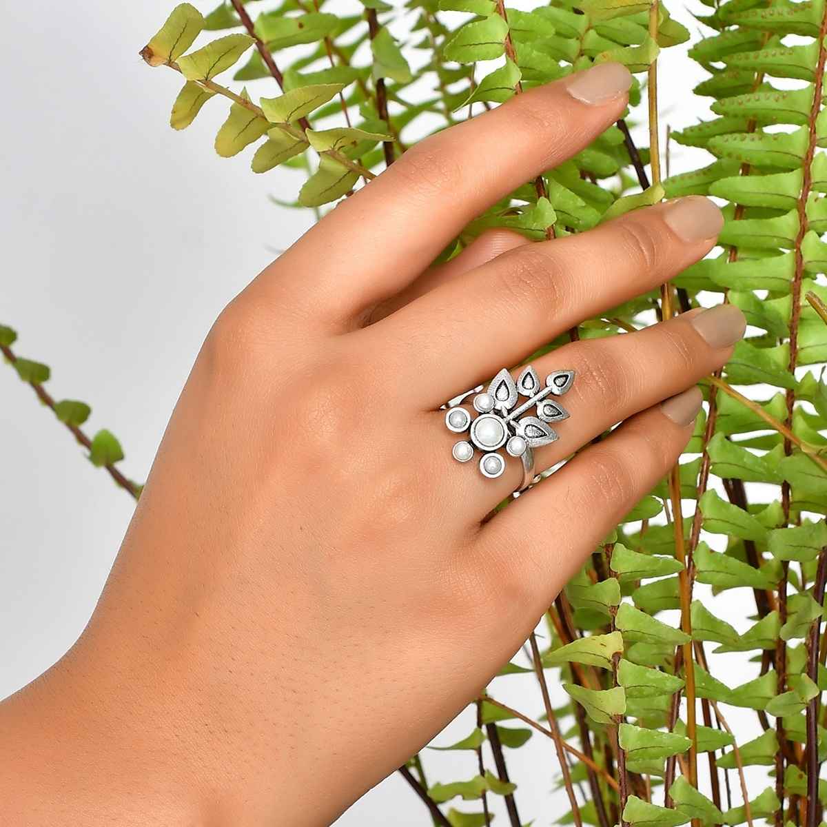 Voylla Fresh Fern Rue Ring
