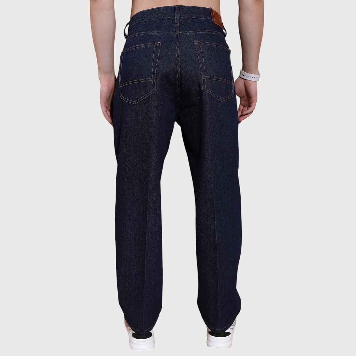 HIGHLANDER Men's Clean Look Mid-Rise Relaxed Fit Jeans | Blue - 30