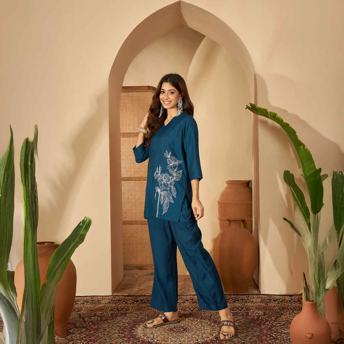 Bandia Women's Silk Blend Embroidered Coord Set | Navy Blue - L