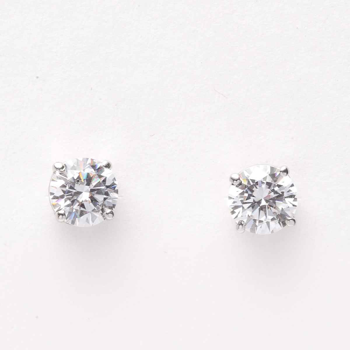 Clara 925 Sterling Silver Swiss Zirconia 6.5 mm Earring With Screw Back