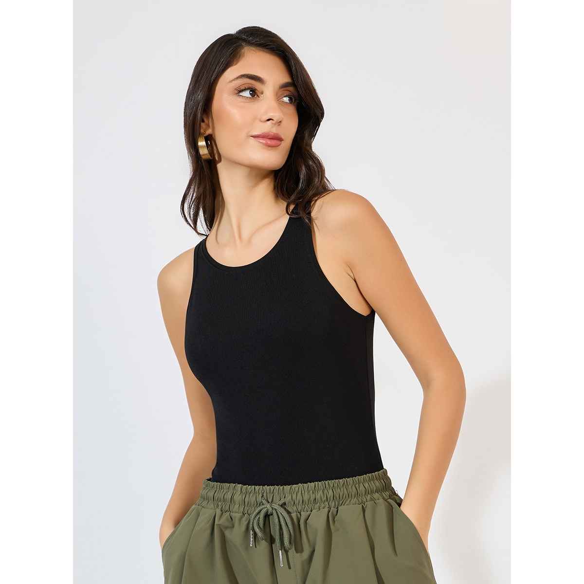 Styli Women's Ribbed Knit Fitted Bodysuit with Solid Design | Black - M