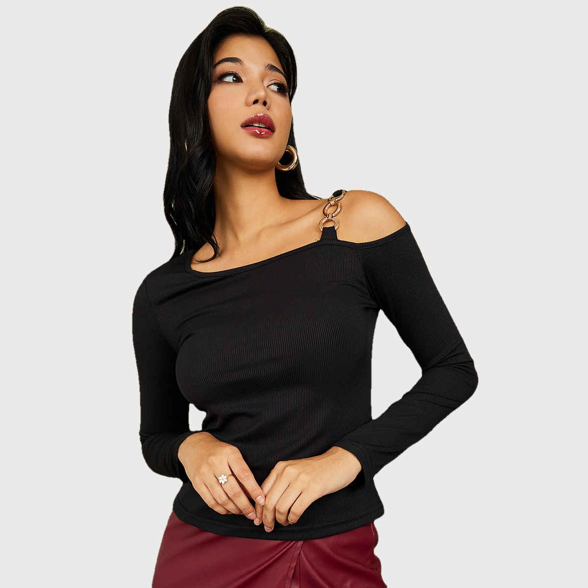 Styli Women's Fitted Knit Top with Asymmetric Neck and Chain Strap Detail | Black - XXL