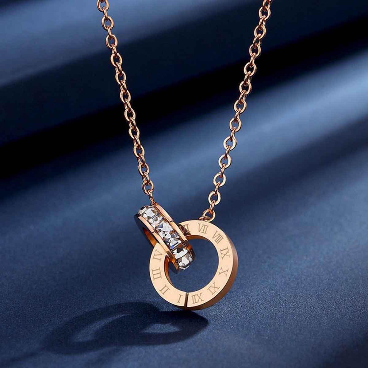 Fashion Frill Women's Interlocking Rings Pendant Chain Gold Onesize