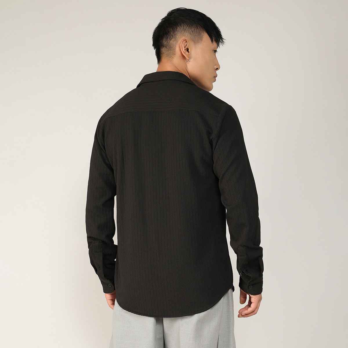 Campus Sutra Men's Stripe-Creased Shirt | Black - L
