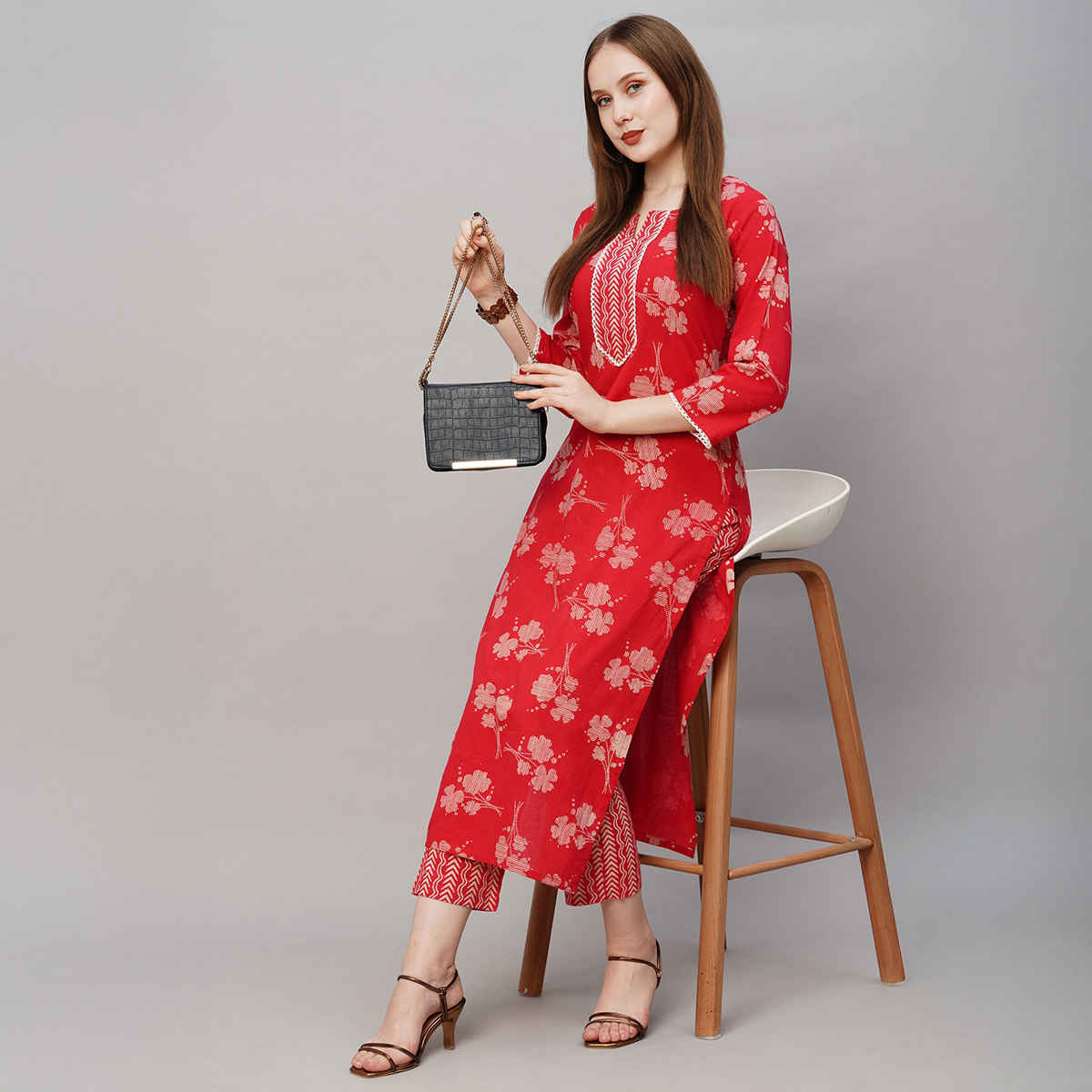 GoSriKi Women's Viscose Rayon Straight Printed Kurta with Pant | Red - S