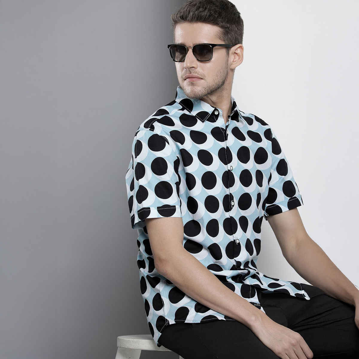 The Indian Garage Co Men's Regular Fit Geometric Print Casual Half Sleeve Shirt | Blue - L