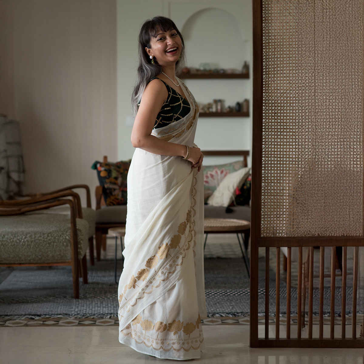 Suta Beige Cotton Viscose Saree