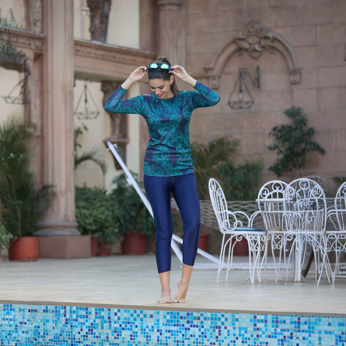 ROVARS Women's Swimming Costume with Pads | Green - L