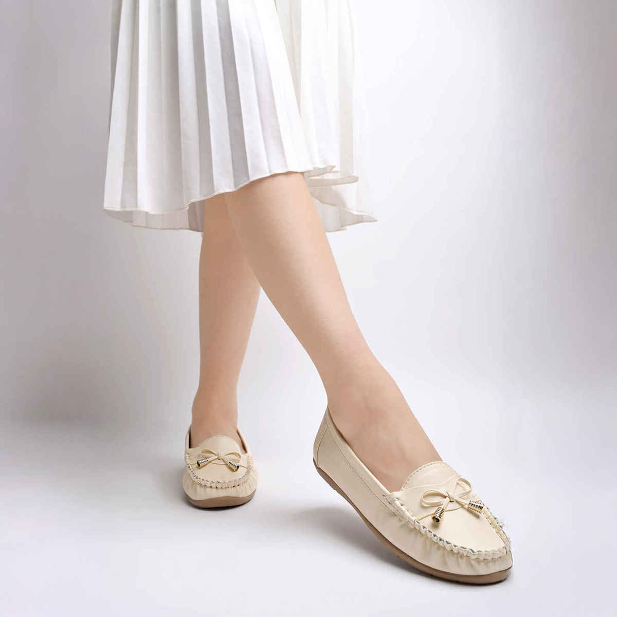 Shoetopia Women's Comfortable Loafers | Cream - UK 4