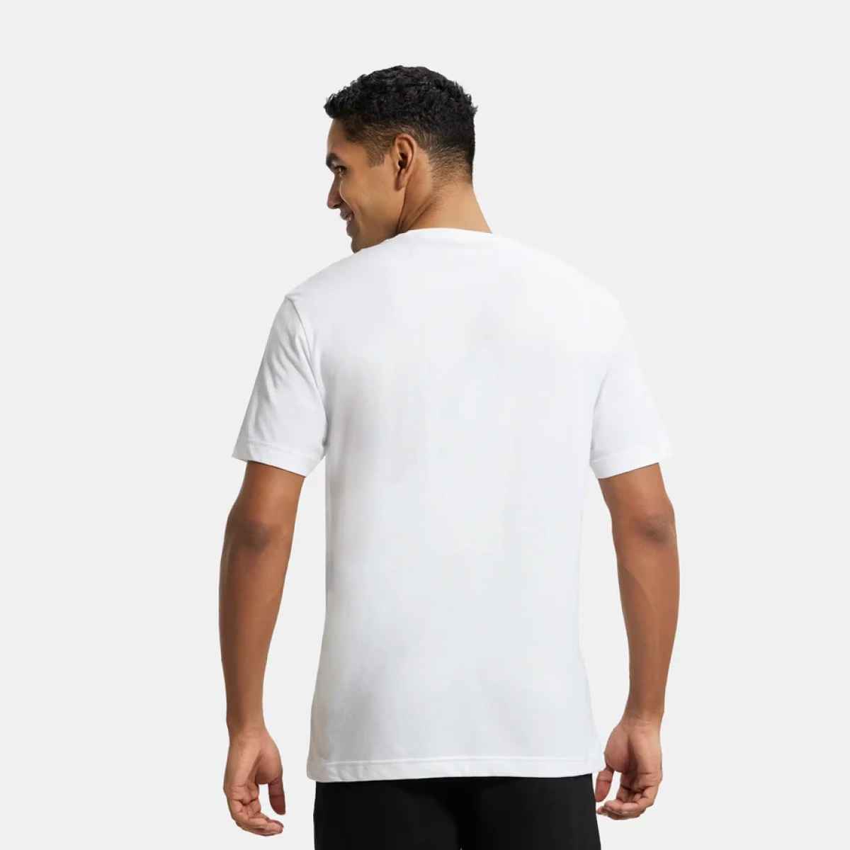 Jockey Men Cotton Rich Round Neck Half Sleeve T-shirt | White - L