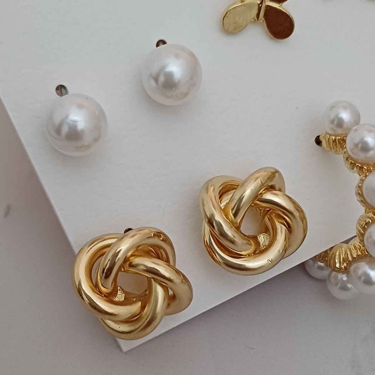 Set Of 6 Earrings Gold Style 3
