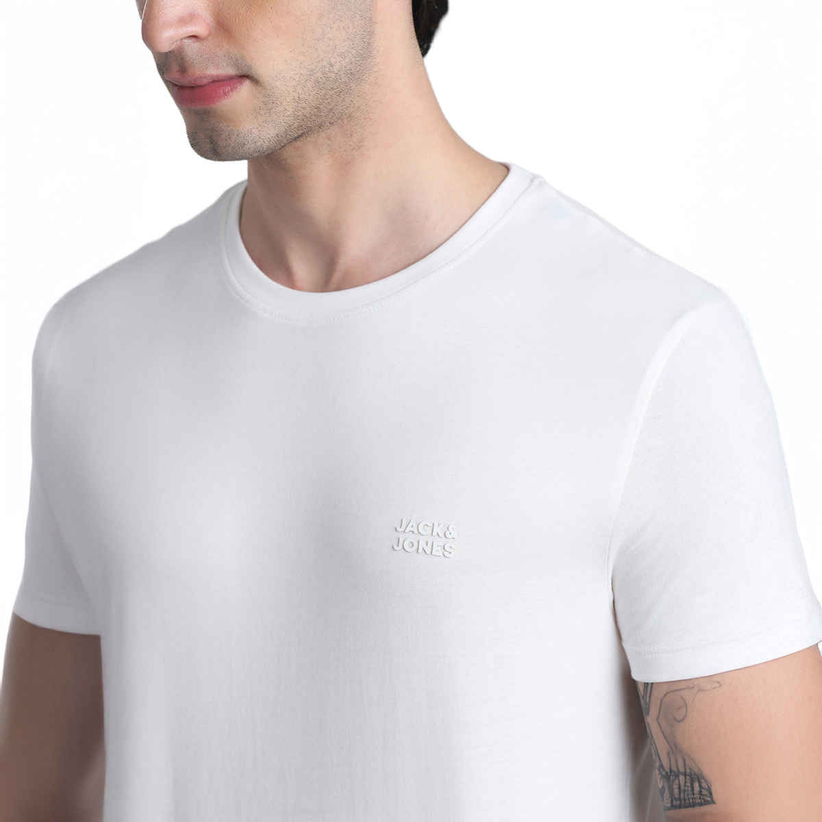 Jack & Jones Men's Cotton Slim fit T-shirt | Cloud Dancer- S