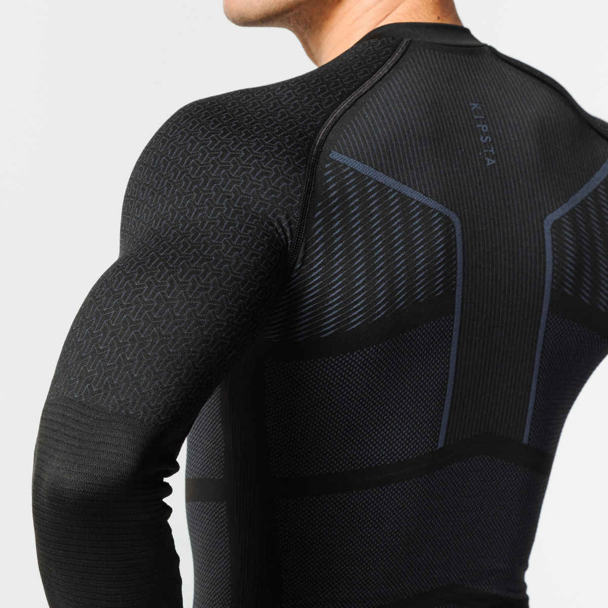 Decathlon | Kipsta Men's Quick Dry Long Sleeve Compression T-shirt | Black - L