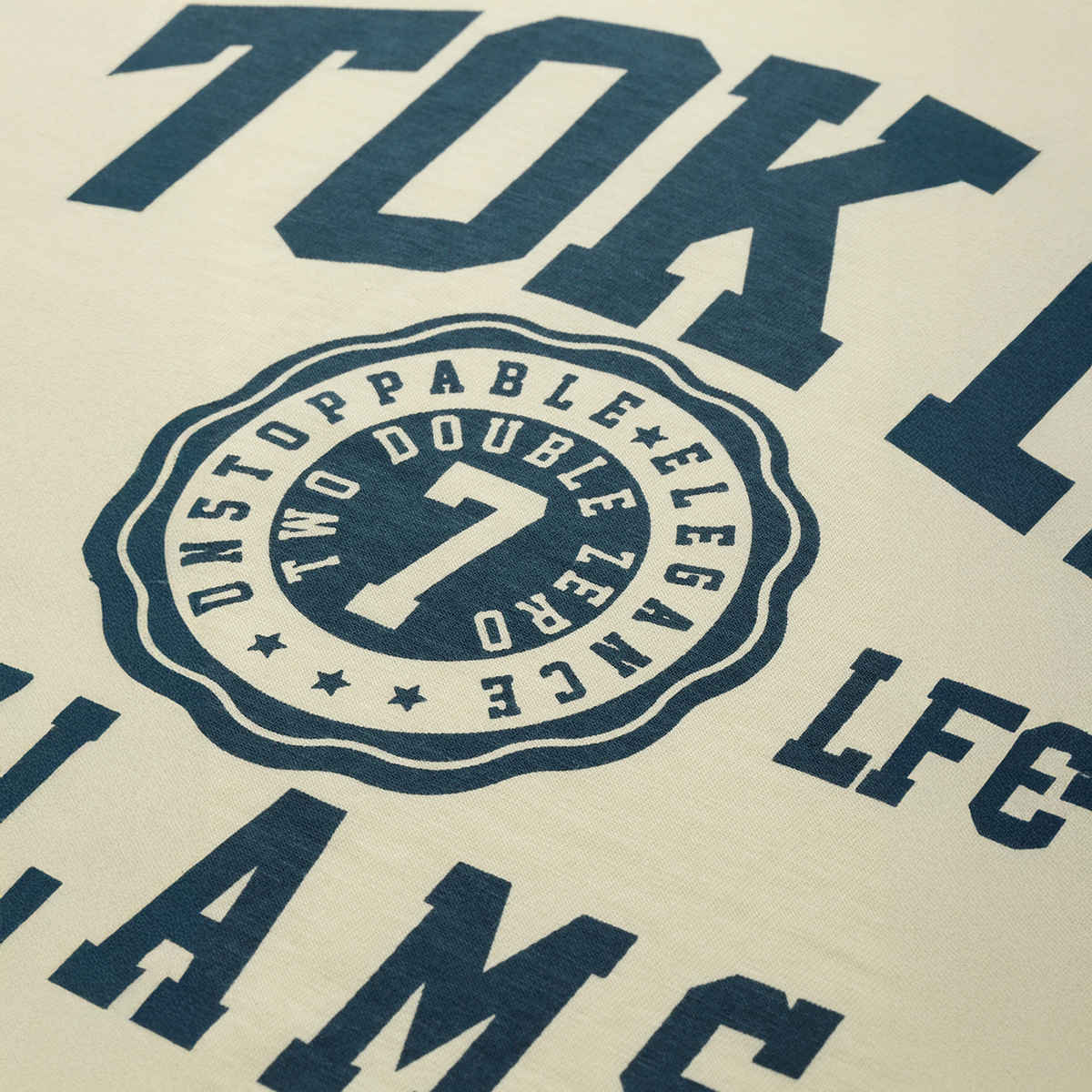 Dillinger Women's Regular Cropped Short Sleeve Printed V-neck T-shirt | White - L