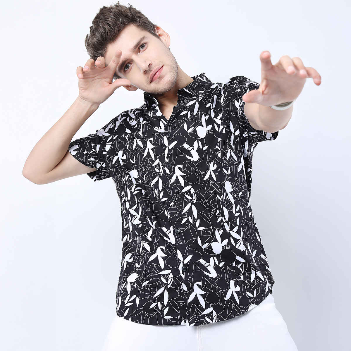 Ketch Men Black Slim Fit Printed Casual Shirt | Black/White - M
