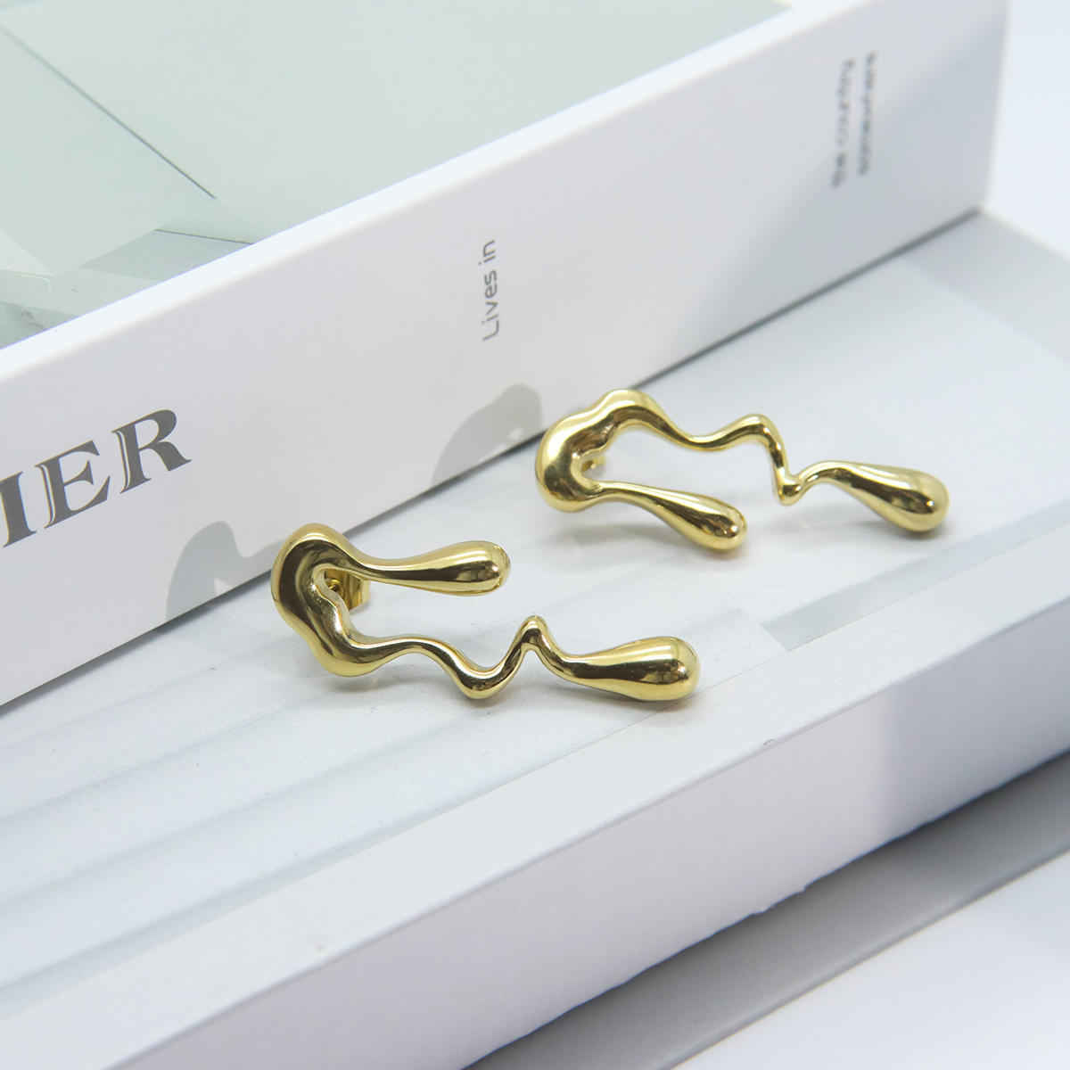Beautynx Molten Drip Art Earrings | Gold | BNX-EAR-0057