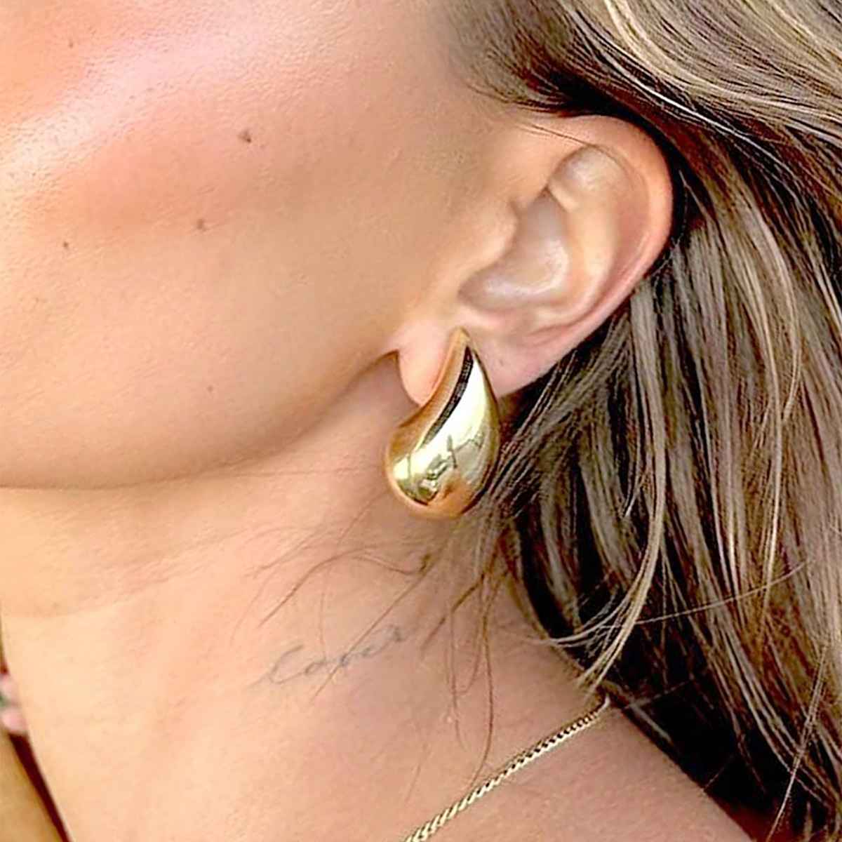 Karatcart Women's Stud Earrings Gold One Size | 33027777