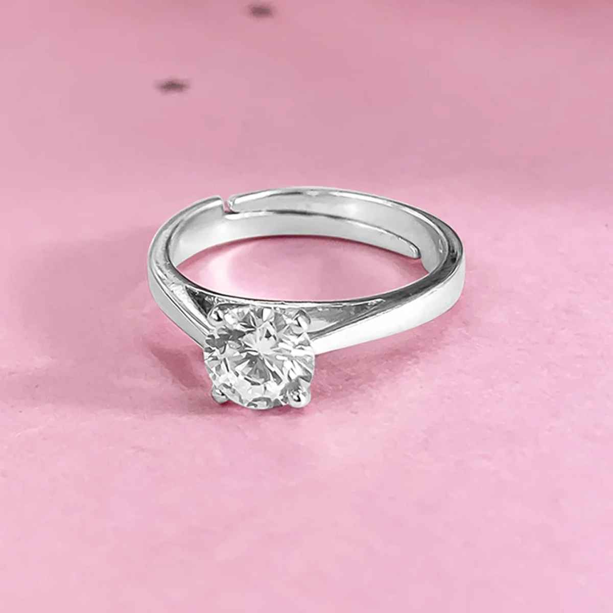 Unniyarcha 92.5 Sterling Silver Solitaire Ring