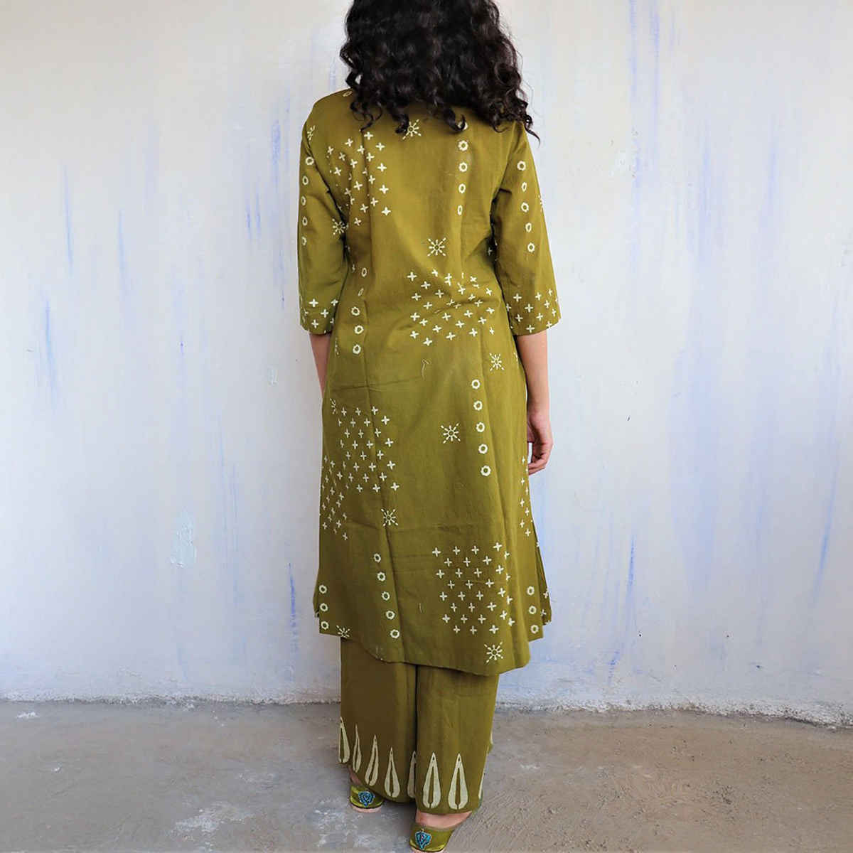 GoSriKi Women's Viscose Rayon Straight Printed Kurta with Palazzo | CHAURYA | Mehandi - XL