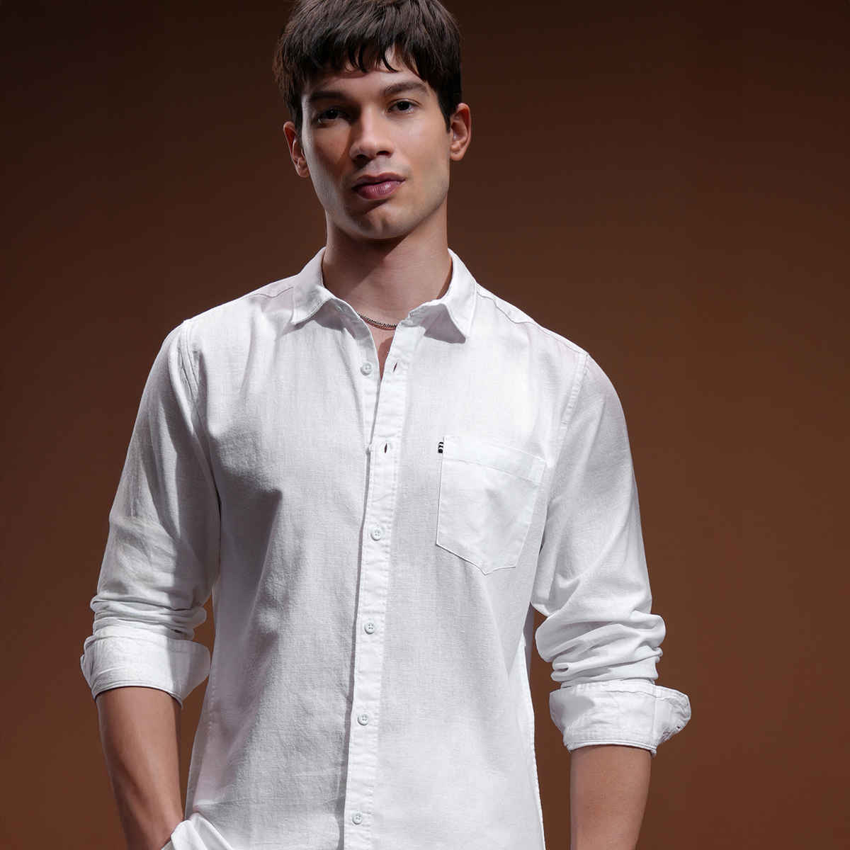 Highlander Men's Slim Fit Casual Shirt | White - M