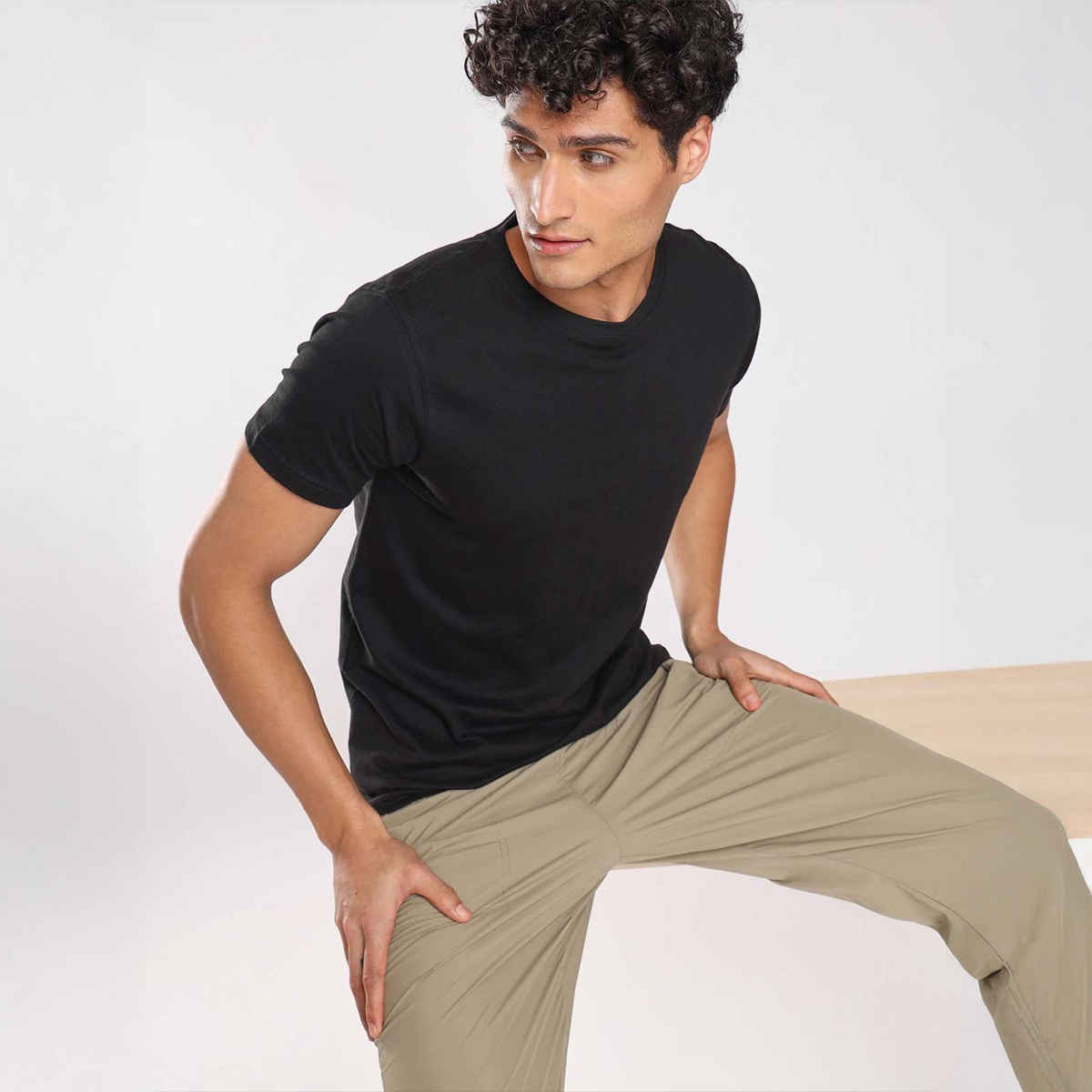 Nobero Men's Plain Classic Fit T-shirt | Black - L