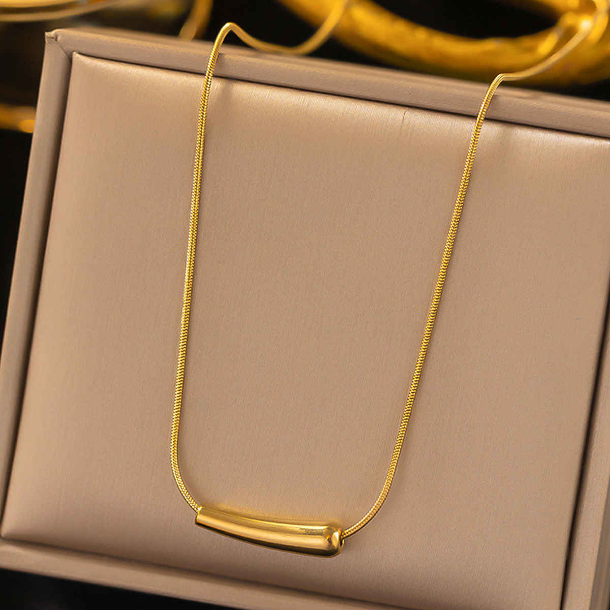 LabelShe Gold-Plated Minimalistic Teardrop Necklace | LS-NCK-67007