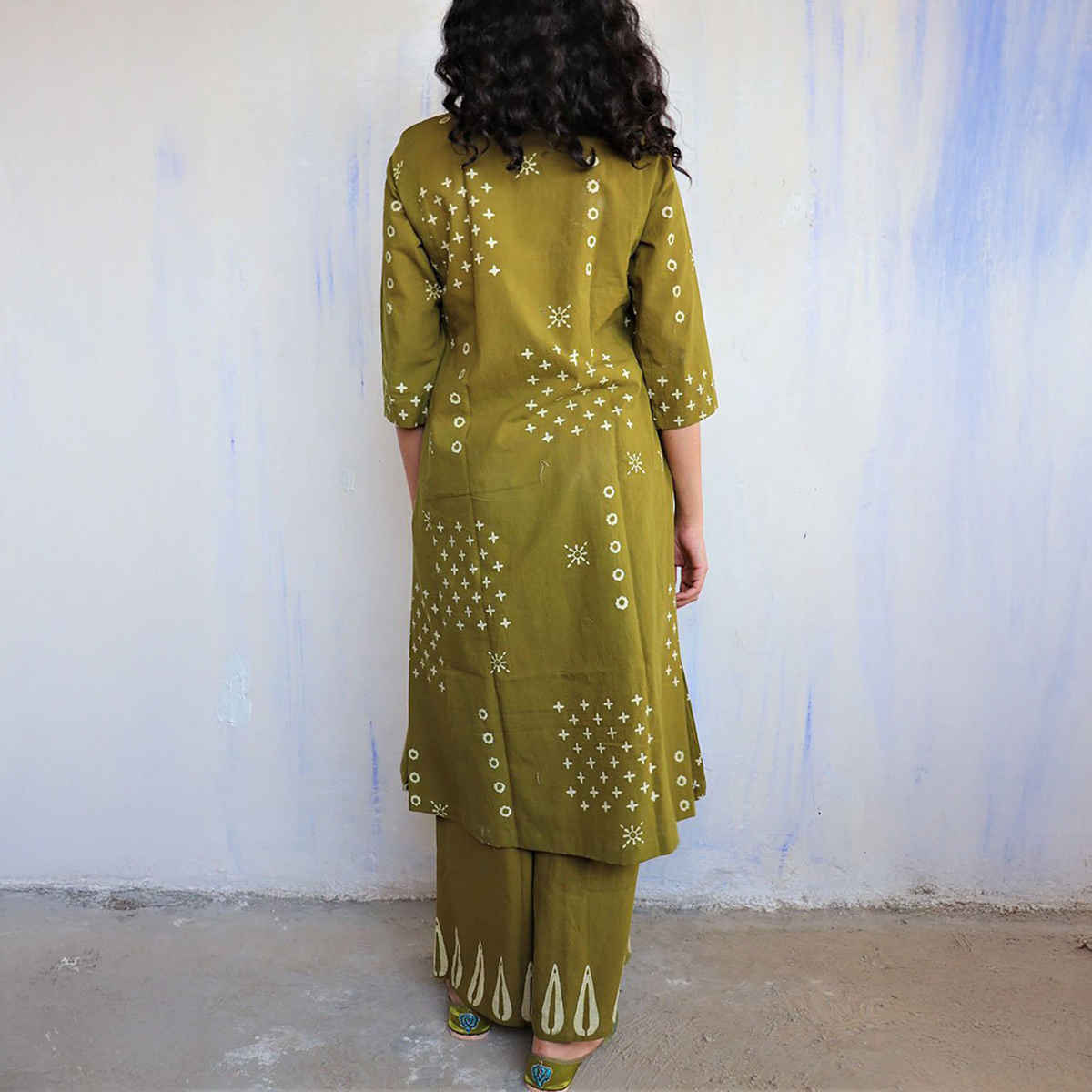 GoSriKi Women's Viscose Rayon Straight Printed Kurta with Palazzo | CHAURYA | Mehandi - S