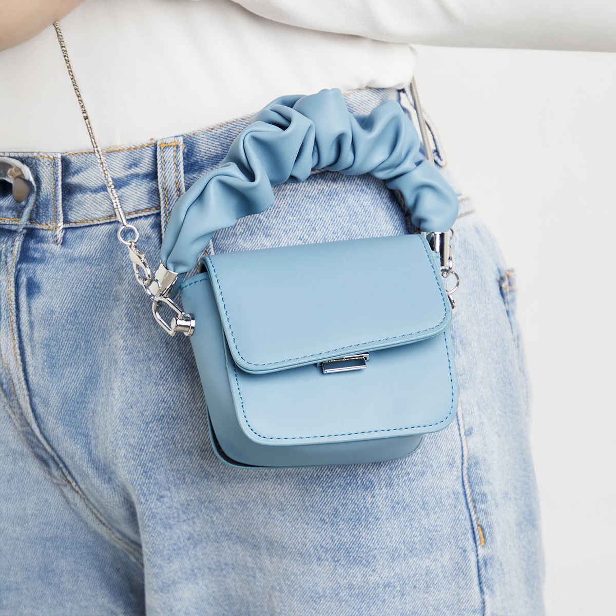 Styli Women's Gathered Top Handle Flap Mini Handbag | Blue