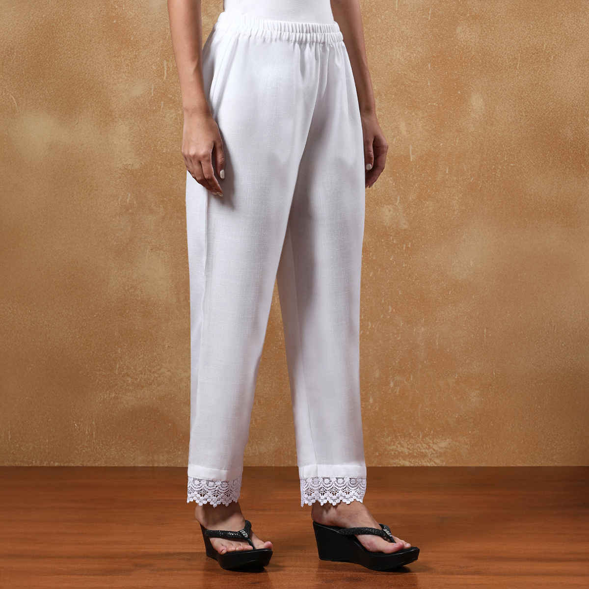 Varanga Women's Plaazzo | White - M