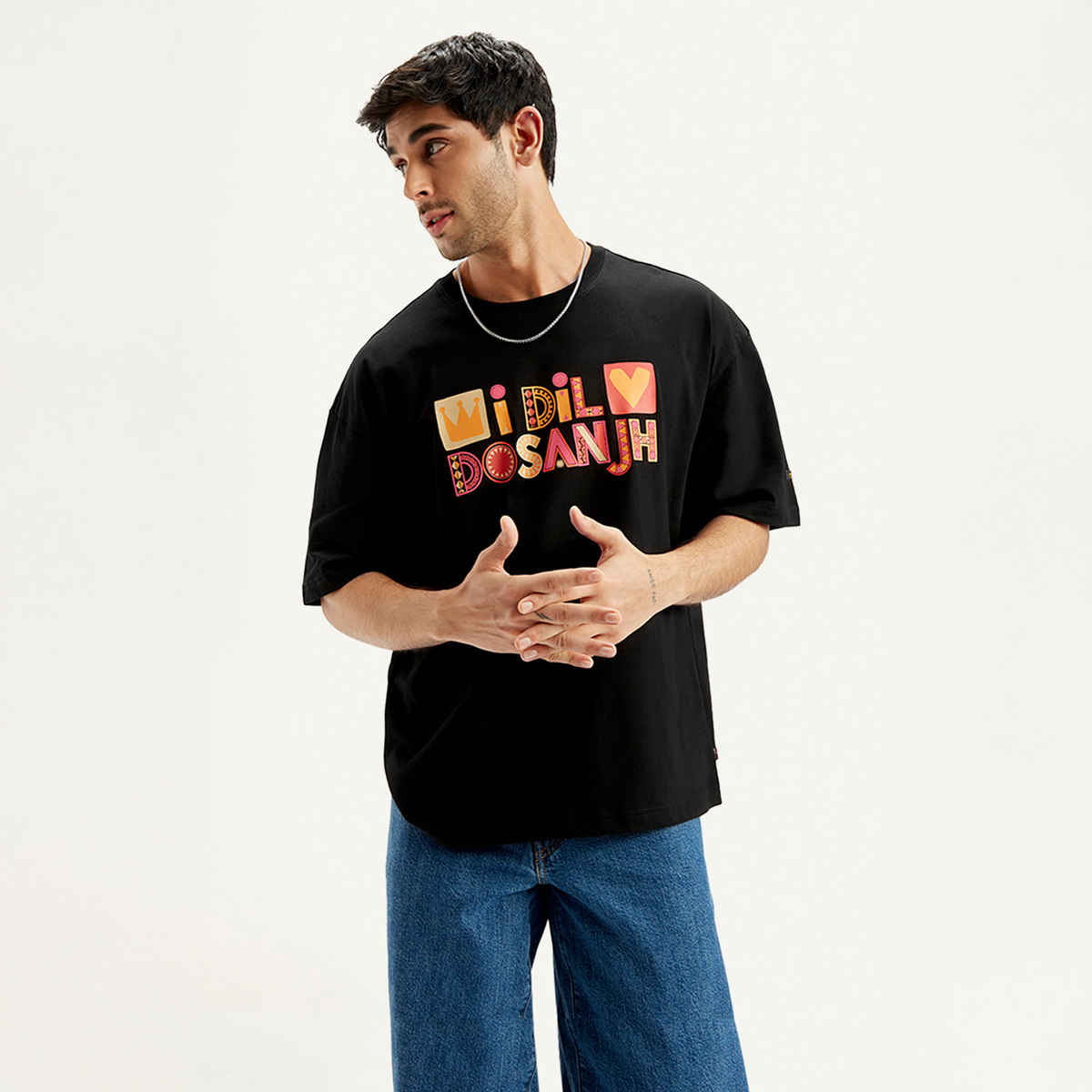 Levi's Men's X Diljit Unisex Graphic Print Loose Fit T-shirt | Black - L