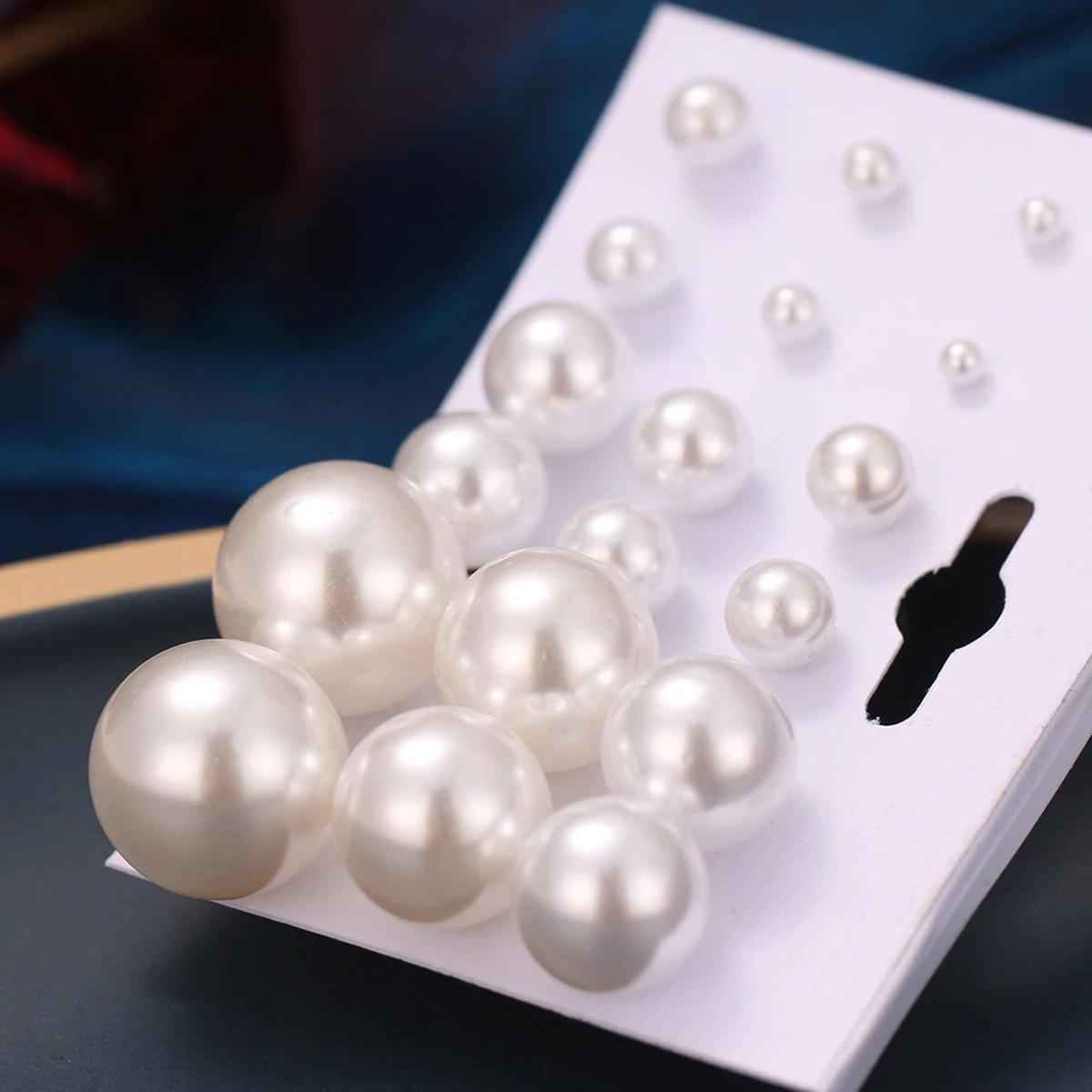 Jewels Galaxy Off White Gold Plated Pearl Studs Earrings (1 Pack 18 Pieces)