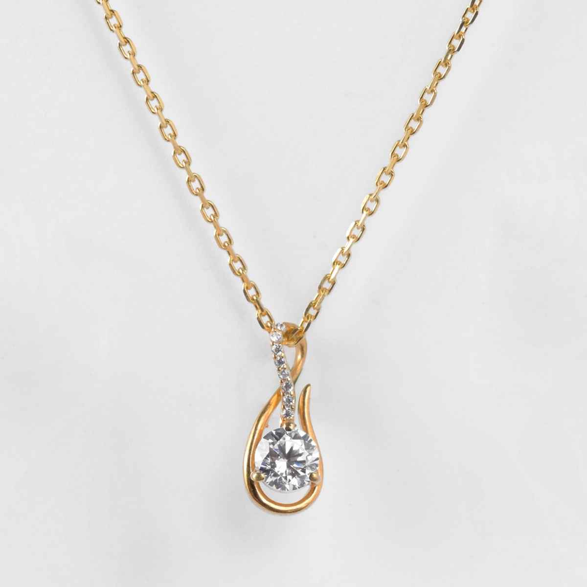 Clara 925 Sterling Silver Ceci Solitaire Pendant Chain Necklace | Gold Plated | Swiss Zirconia