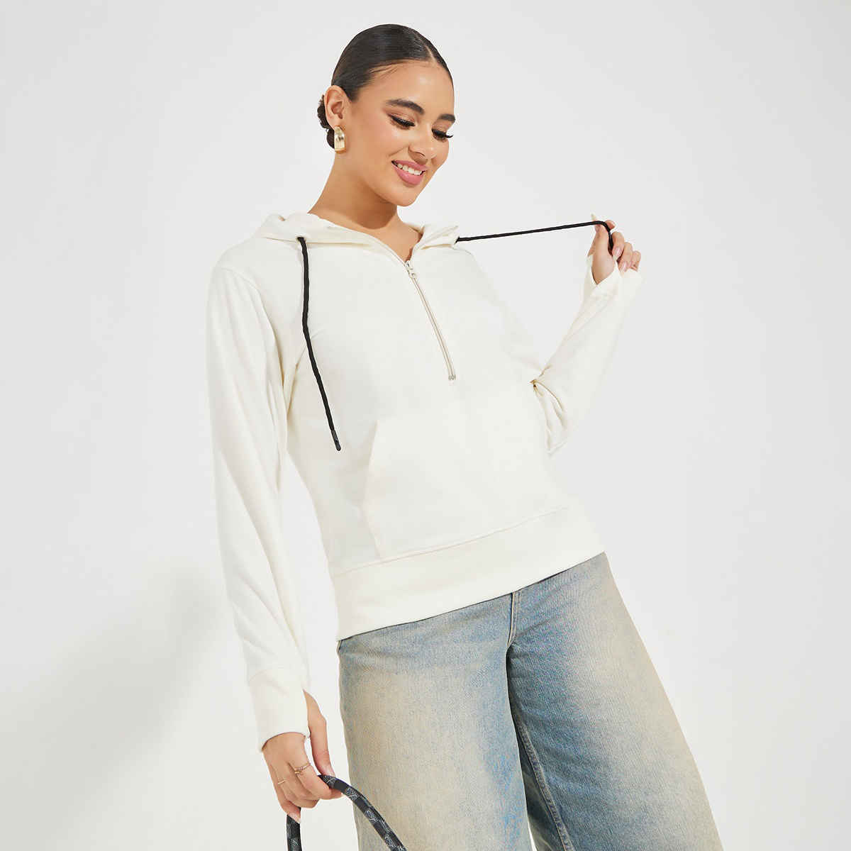 Styli Women's Regular Length Regular Fit- Half Zipper Sweatshirt Hoodie | Off White - M