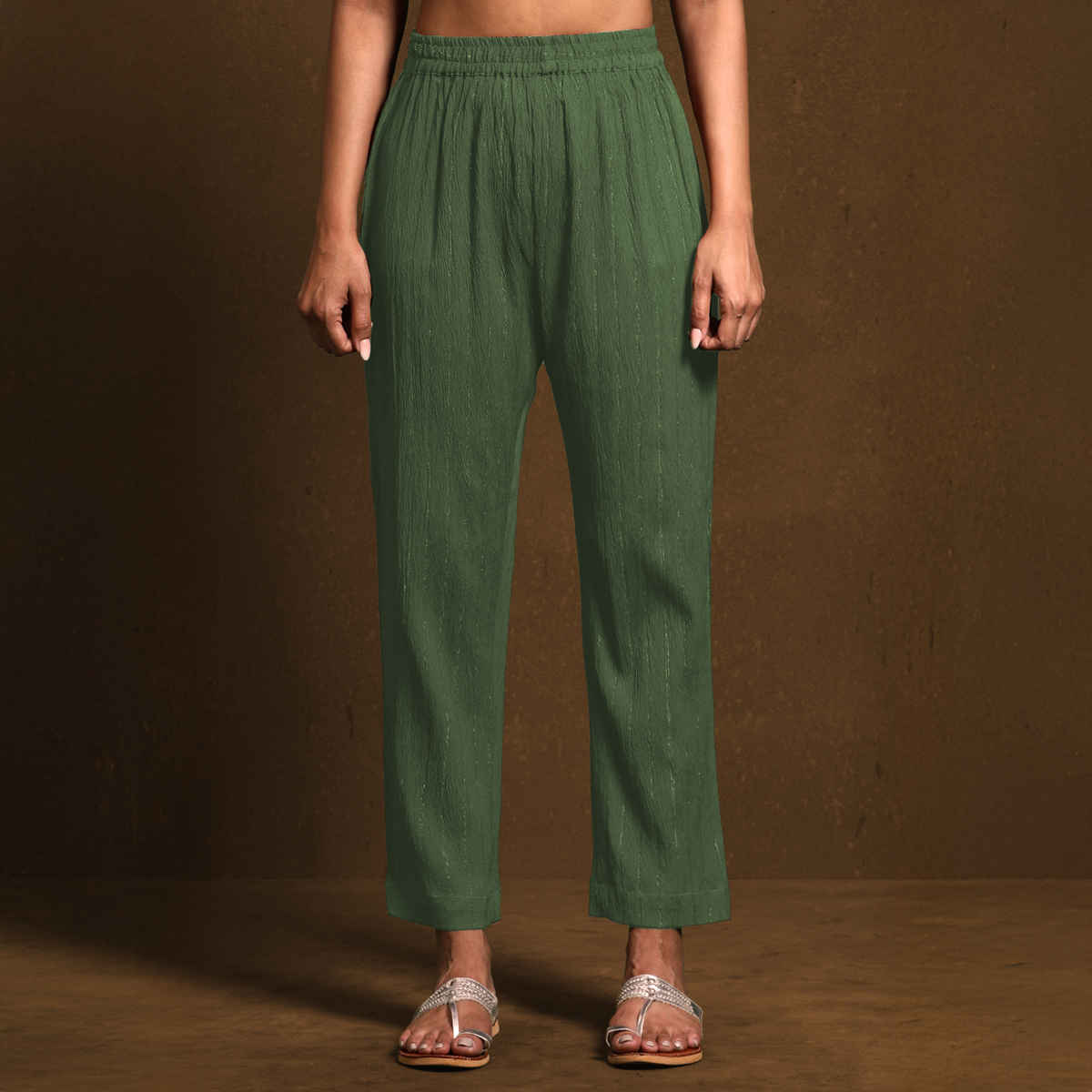 Varanga Women's Solid Halter Neck Kurta Set | Green - L