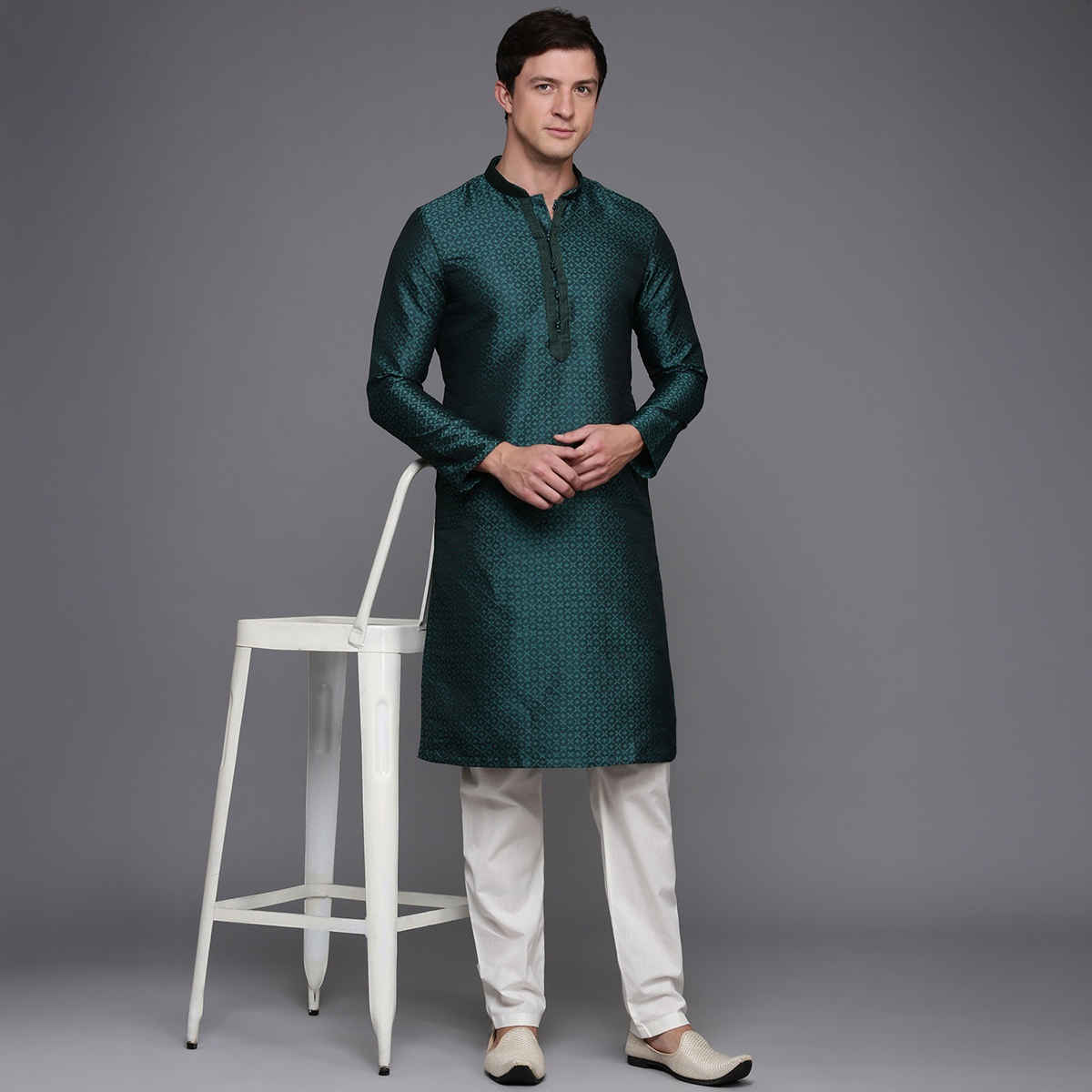 Diwas By Manyavar Green Art Silk Self Design Kurta Set | M