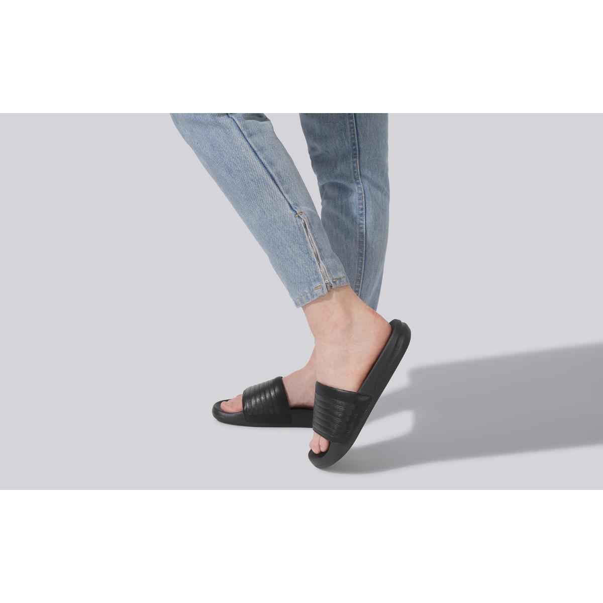 Neeman's Women's Foot Bed Slides | Black - UK 7