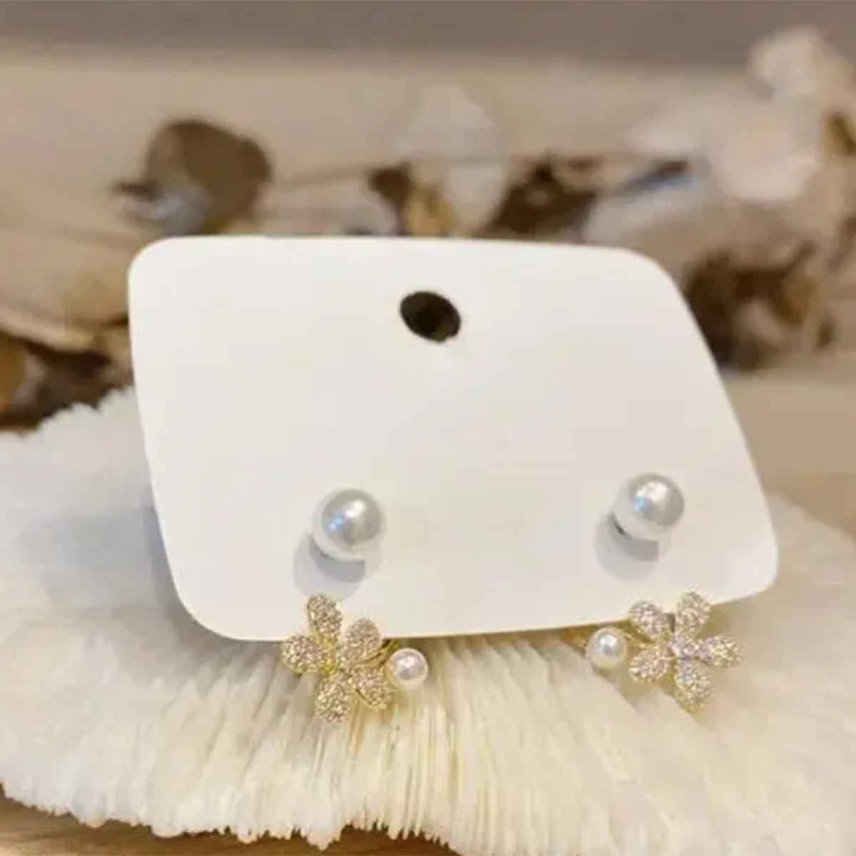 Estailo Fashion Women's Jewellery Earrings White Floral One Size | E0001452