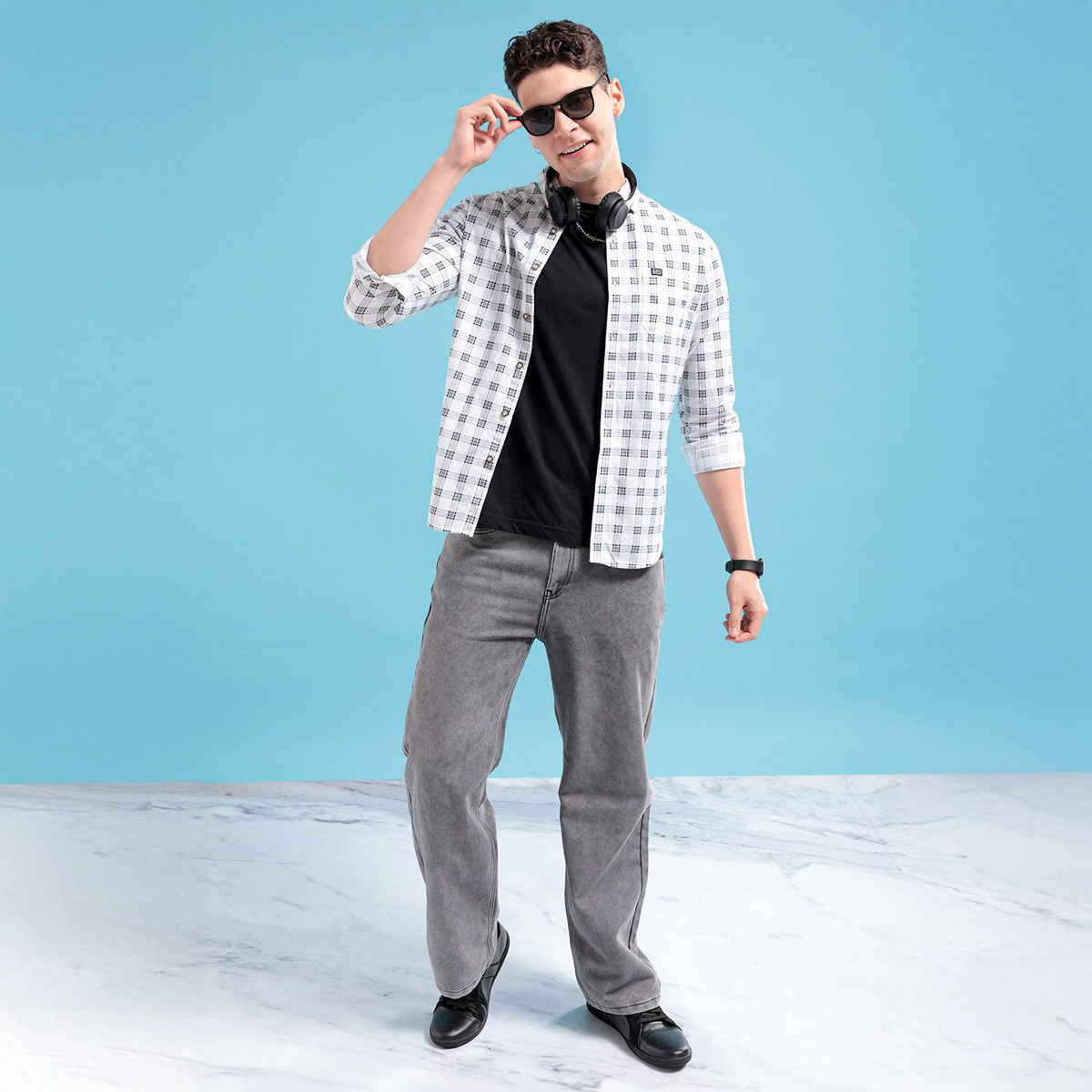 The Indian Garage Co Men's Slim Fit Checkered Casual Shirt | White - 2XL