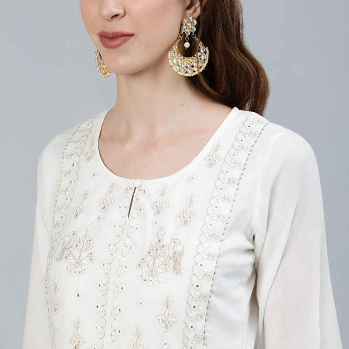 Ishin Women's Kurta Set Ethnic Motifs Embroidered Pure Cotton with Trousers | Off White - L